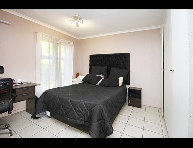 1 BEDROOM APARTMENT FOR SALE IN FERNDALE